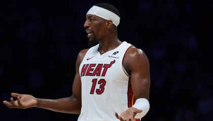 99贵宾会平台-可惜空砍！阿德巴约23中13砍全场最高32分 另有9板3断&amp;第三节11分