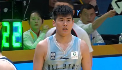 26分6板！广东队20岁小将收获全明星MVP，球迷：能力不输胡明轩|陈家政|北方星锐|南北方星锐队|星锐赛|CBA全明星_新浪体育_新浪新闻